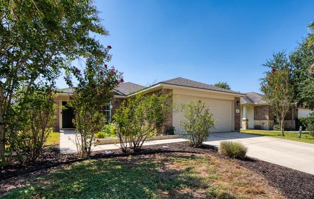 301  Brahma Way, Cibolo, TX 78108 — photo 2