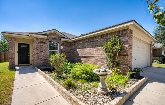 301  Brahma Way, Cibolo, TX 78108 — photo 4