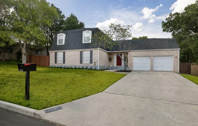 1107  Mount Riga