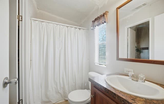 100  Sandy Oak Ln, Stockdale, TX 78160 — photo 25