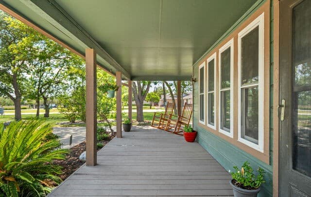 1033 E Live Oak, Schertz, TX 78154 — photo 11