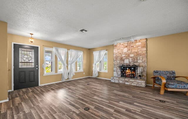 1033 E Live Oak, Schertz, TX 78154 — photo 14