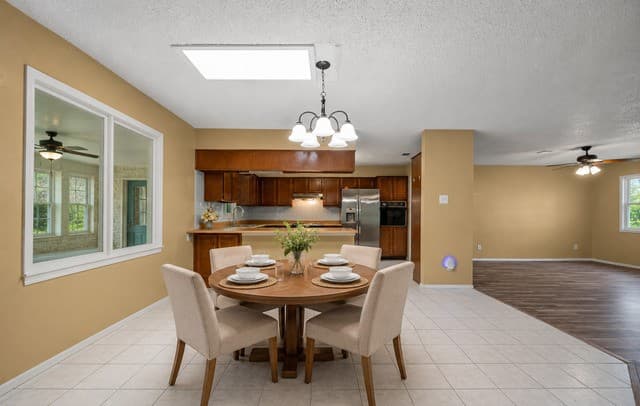 1033 E Live Oak, Schertz, TX 78154 — photo 17