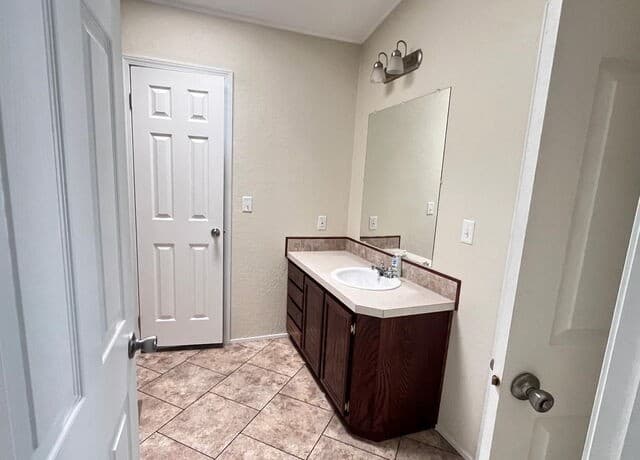13808-II  Greenwood, Atascosa, TX 78002 — photo 8