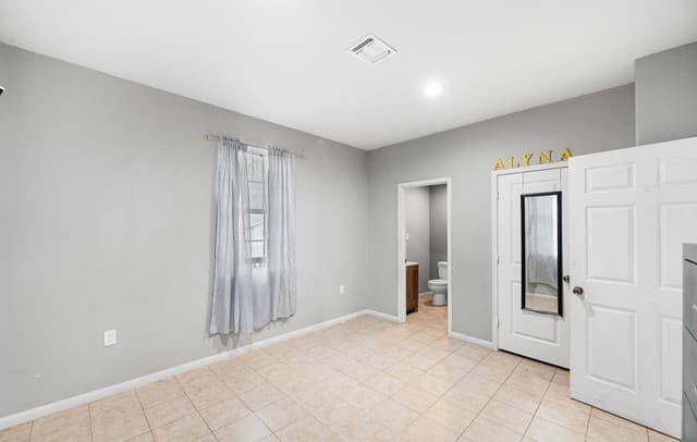22914  Skila Dr, Elmendorf, TX 78112 — photo 5