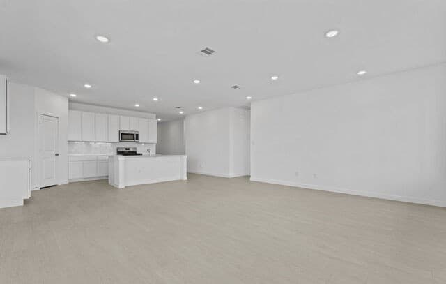 8515  Utopia Gdns, San Antonio, TX 78223 — photo 5