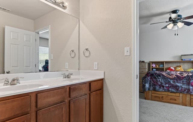 2965  Mineral Spgs, Schertz, TX 78108 — photo 16
