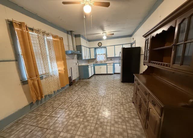 2907  Morales St, San Antonio, TX 78207 — photo 11