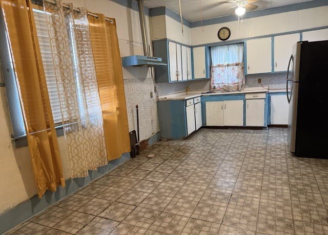 2907  Morales St, San Antonio, TX 78207 — photo 12