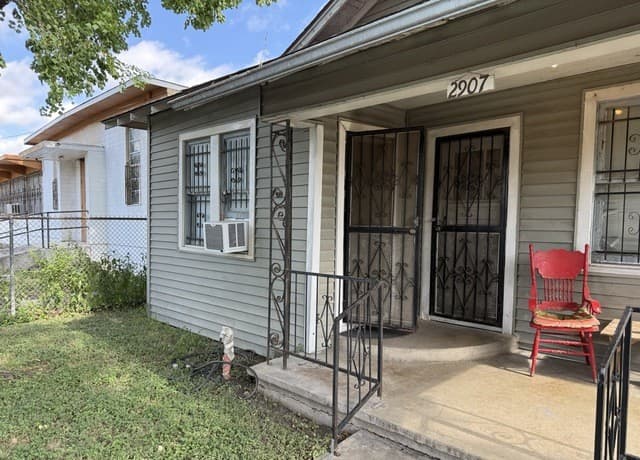 2907  Morales St, San Antonio, TX 78207 — photo 3