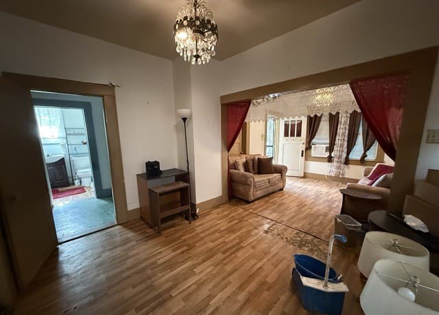 2907  Morales St, San Antonio, TX 78207 — photo 9