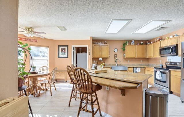 8643  Park Olympia, Universal City, TX 78148 — photo 10