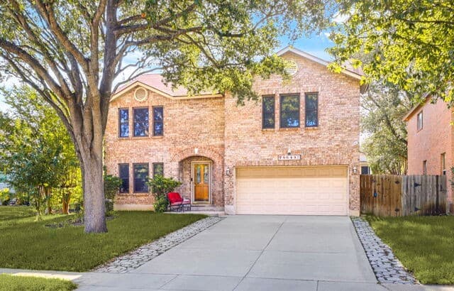 8643  Park Olympia, Universal City, TX 78148 — photo 2