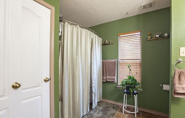 8643  Park Olympia, Universal City, TX 78148 — photo 25
