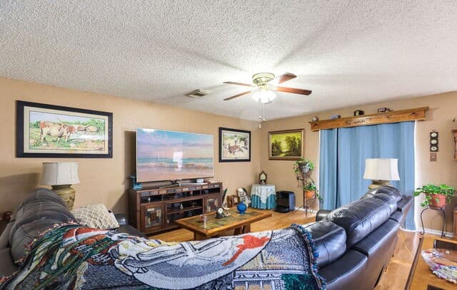 8643  Park Olympia, Universal City, TX 78148 — photo 7