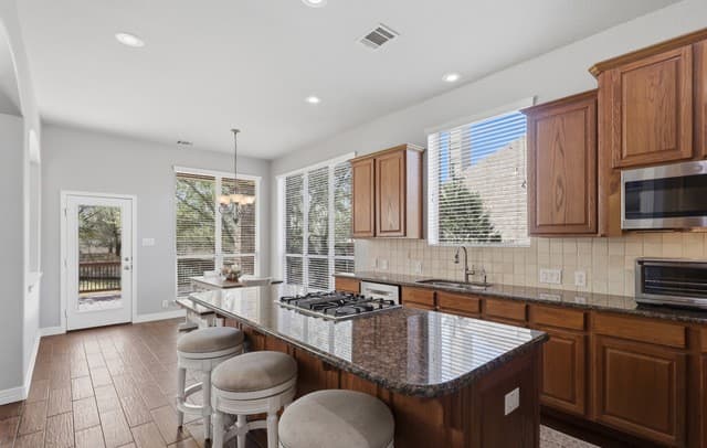 3418  Puesta De Sol, San Antonio, TX 78261 — photo 6