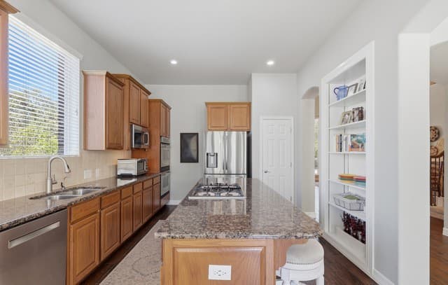 3418  Puesta De Sol, San Antonio, TX 78261 — photo 8