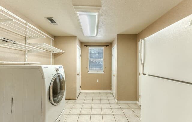 8206  Forsen Dr, San Antonio, TX 78224 — photo 12