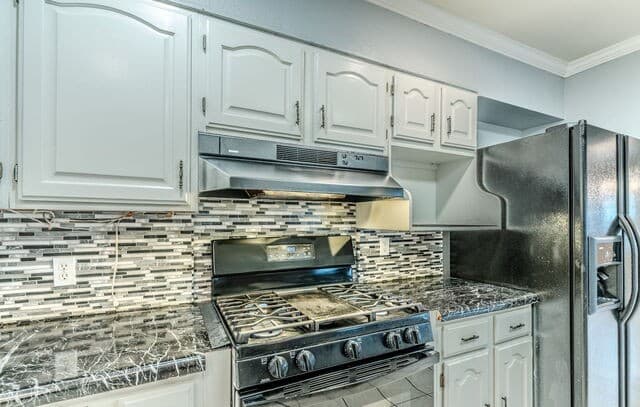 8206  Forsen Dr, San Antonio, TX 78224 — photo 5