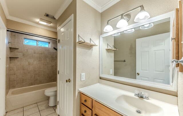 8206  Forsen Dr, San Antonio, TX 78224 — photo 9