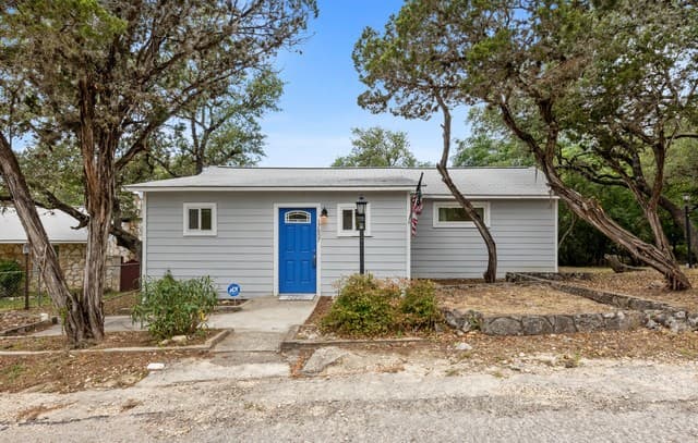 17807  Hilltop Dr