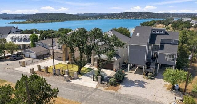 174  Edge Hill Dr