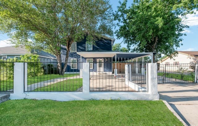 234  Spaatz St