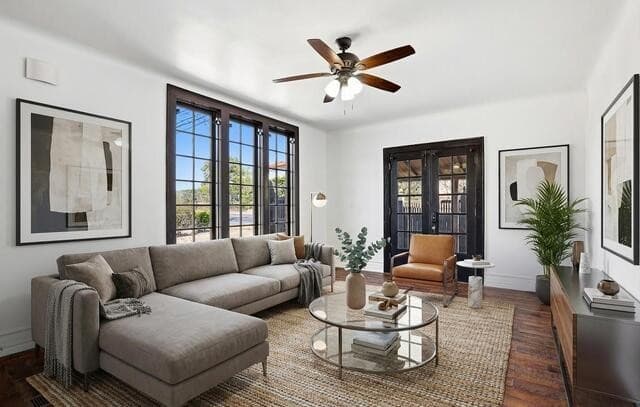 162  Davis Ct Unit A