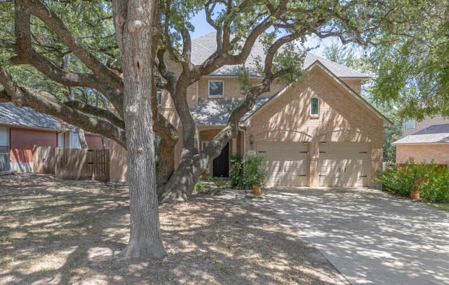 2448  Woodbridge Way