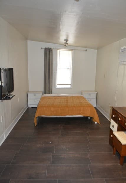 216 N Pinto St, San Antonio, TX 78207 — photo 23