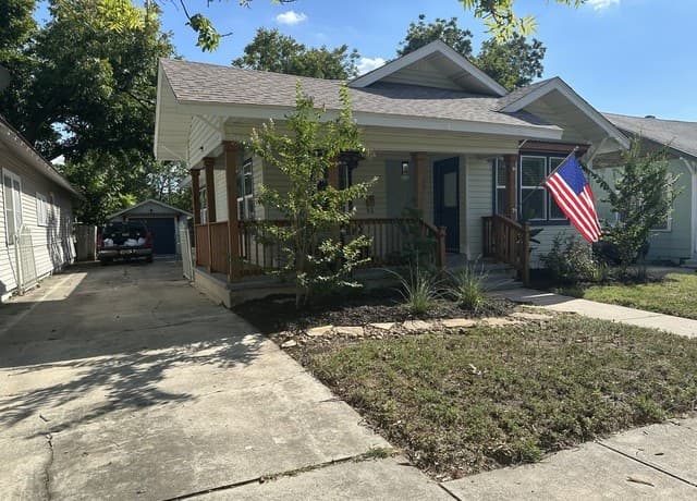 1734  W Kings Hwy, San Antonio, TX 78201 — photo 2