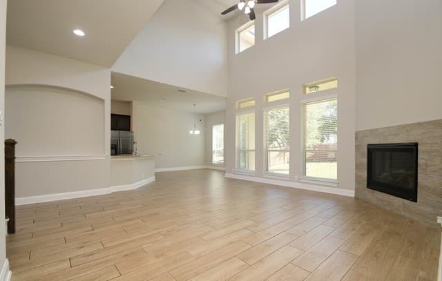 27426  Camellia, Boerne, TX 78015 — photo 2