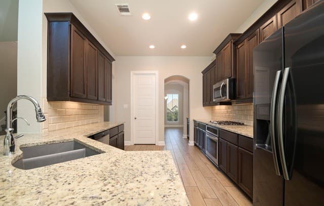 27426  Camellia, Boerne, TX 78015 — photo 5