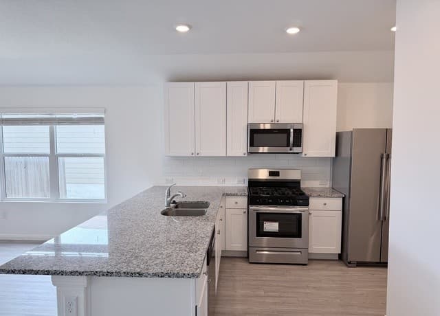 750  Haas Way, San Antonio, TX 78221 — photo 11
