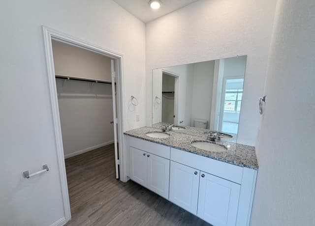 750  Haas Way, San Antonio, TX 78221 — photo 19