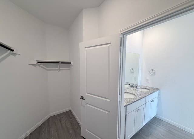 750  Haas Way, San Antonio, TX 78221 — photo 21