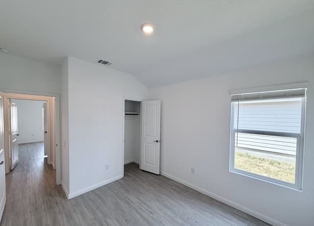 750  Haas Way, San Antonio, TX 78221 — photo 7