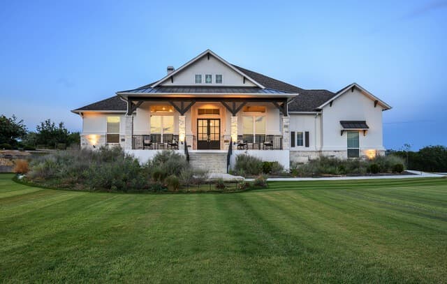 1306 Decanter Dr