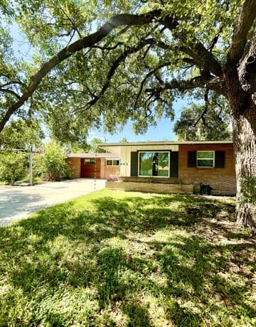 403  Marquis Ln, San Antonio, TX 78216 — photo 2