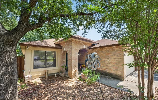 3335  Flamingo Basin