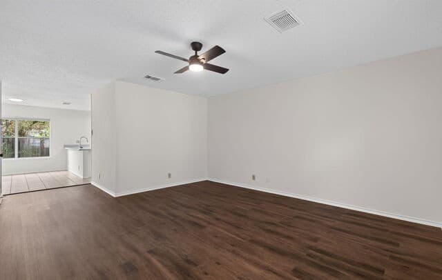 8910  Kenton Mist, San Antonio, TX 78240 — photo 3