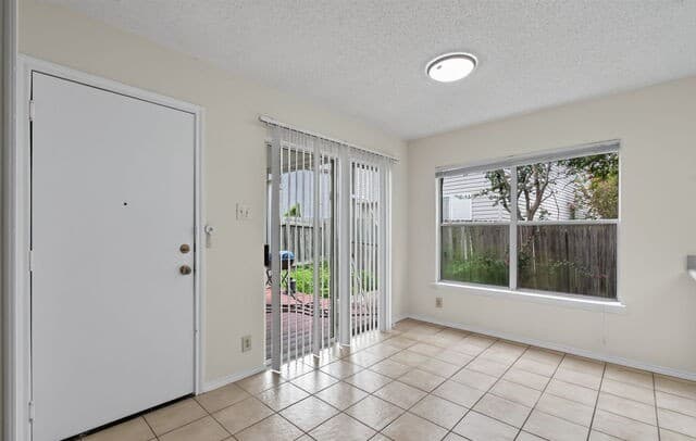 8910  Kenton Mist, San Antonio, TX 78240 — photo 5