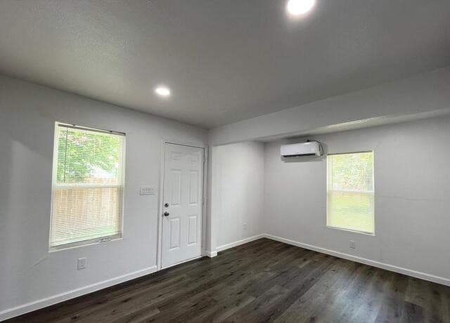 1431  Delgado St, San Antonio, TX 78207 — photo 8