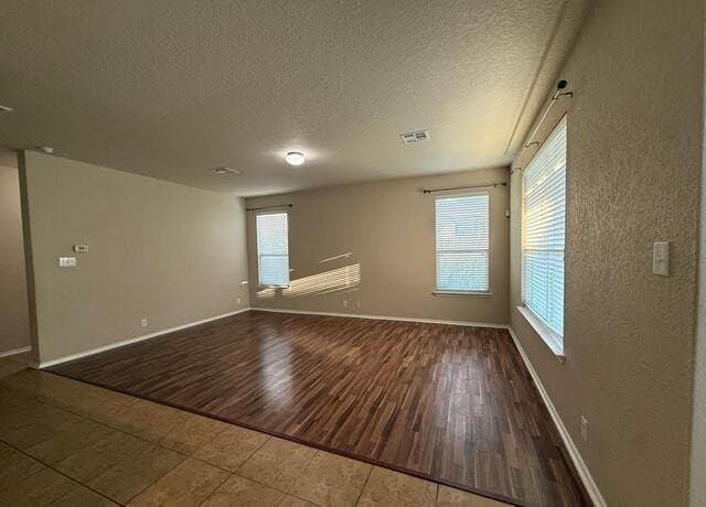 1015  Iris Path, San Antonio, TX 78245 — photo 15
