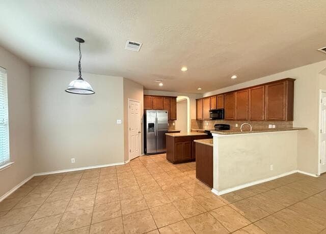 1015  Iris Path, San Antonio, TX 78245 — photo 20