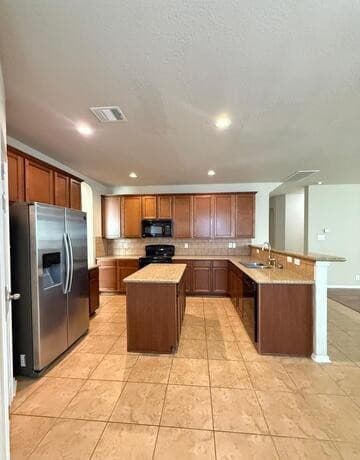 1015  Iris Path, San Antonio, TX 78245 — photo 21