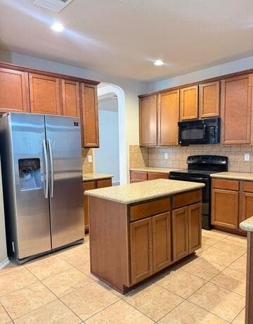 1015  Iris Path, San Antonio, TX 78245 — photo 5