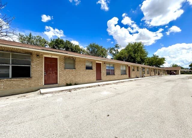 643 W Summit Ave Unit 12