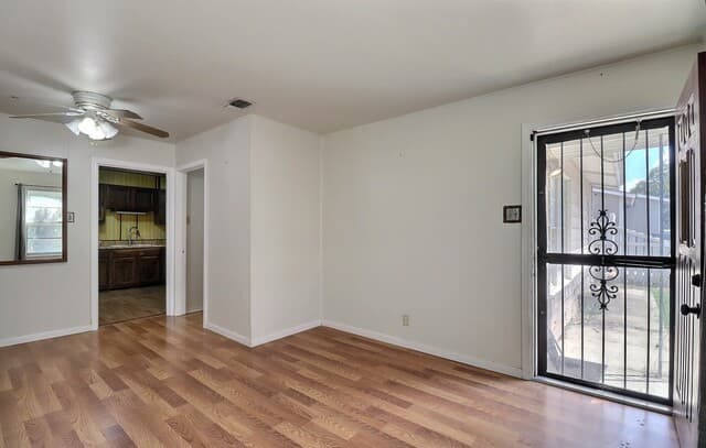 119  Langford Pl, San Antonio, TX 78221 — photo 4