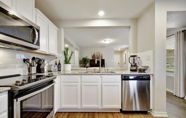 7231  Dulce Meadow, San Antonio, TX 78252 — photo 12